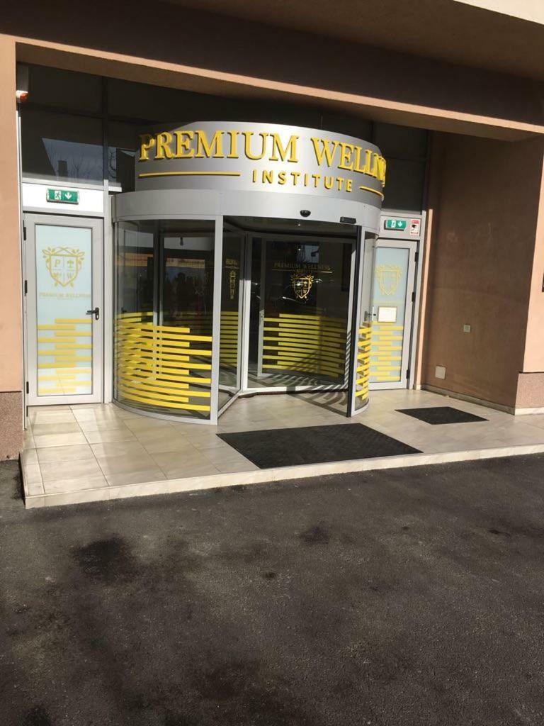 Premium Wellness Institute Bucareste Exterior foto